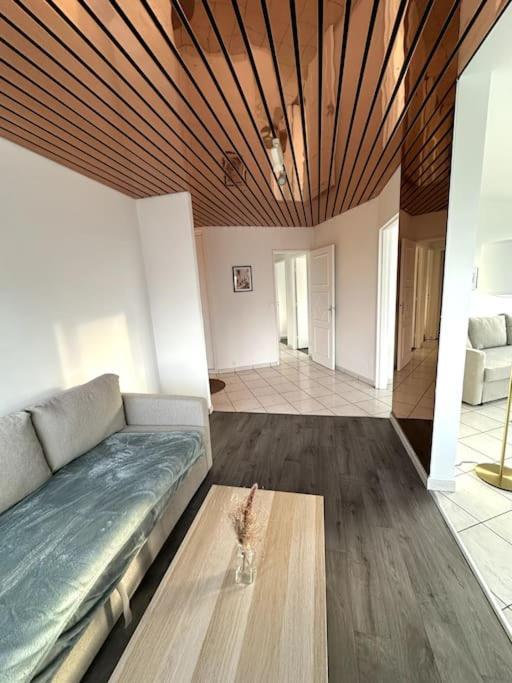 Apartment Superbe T4 Vue, Metro Commerces Creteil
